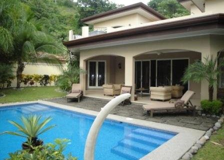 Jaco vacation villa for rent with private pool