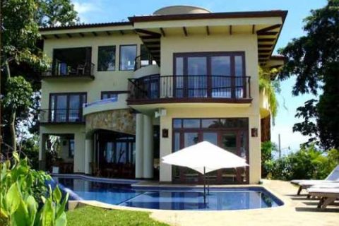 Stunning vacation villa in Puntarenas for rent