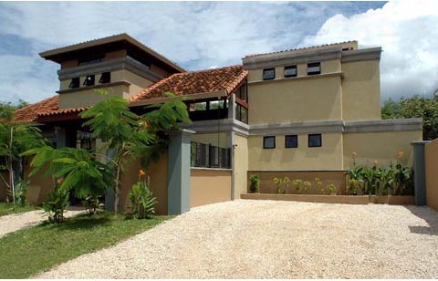 Tamarindo private villa for rent located near Playa Langosta