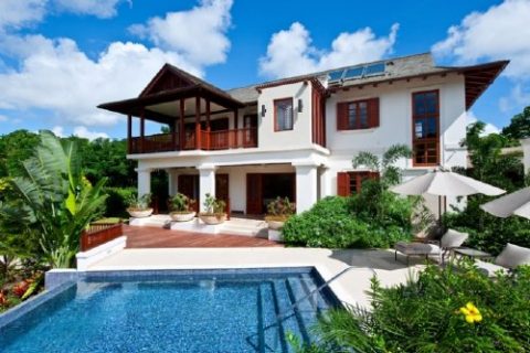 Barbados vacation villa with pool