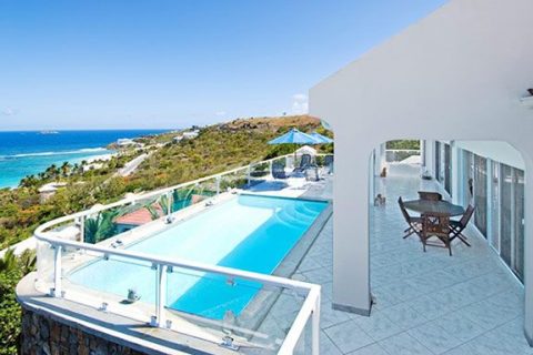 Enjoy a family vacation in this private vacation rental on St. Maarten