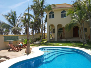 Luxury ocean view vacation rental in Mexico