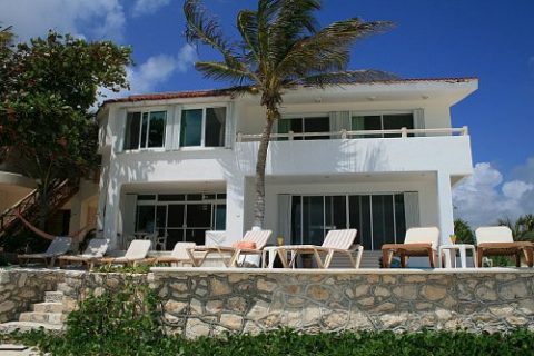 Oceanview beachfront vacation villa perfect for family and friends