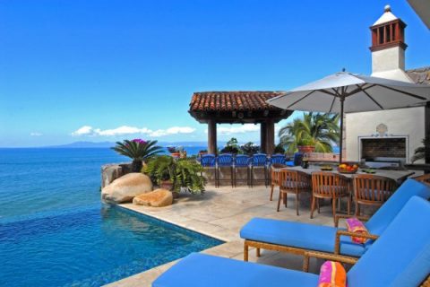 Beautiful Puerto Vallarta Luxury Beachfront rental