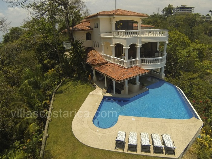 A beautiful mansion perched high in the hills of Manuel Antonio.