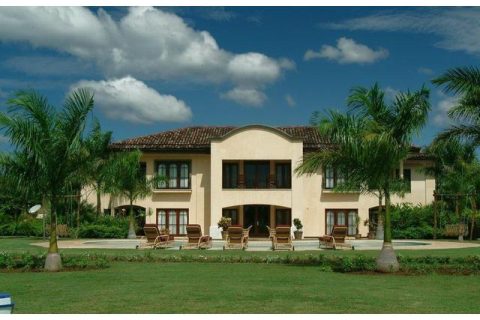 Tamarindo Luxury vacation home in Gated community