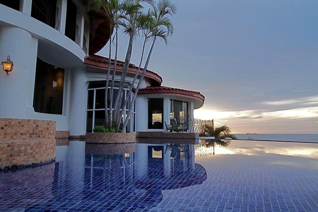 343_playa-flamingo-costa-rica-luxury-home-021