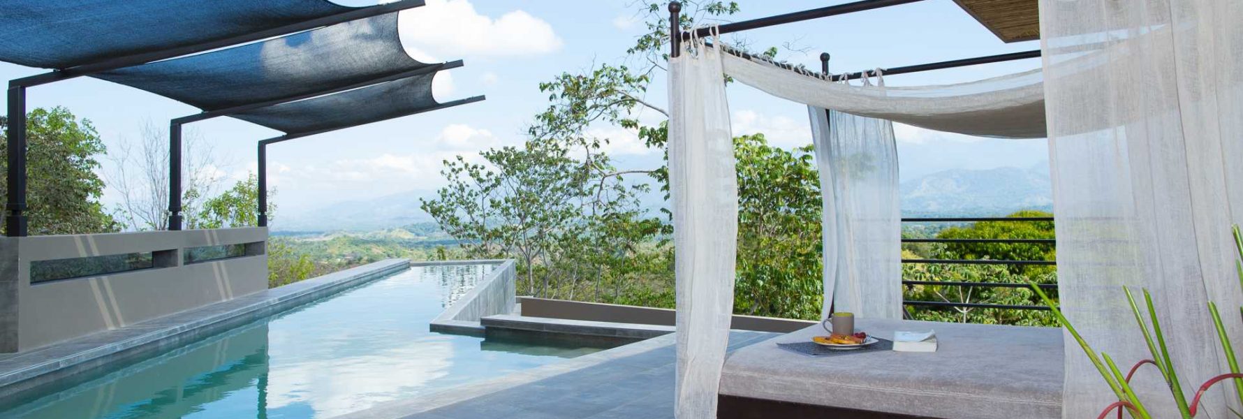 Enjoy using this gorgeous infinity pool looking out over the beautiful rainforest of Manuel Antonio.
