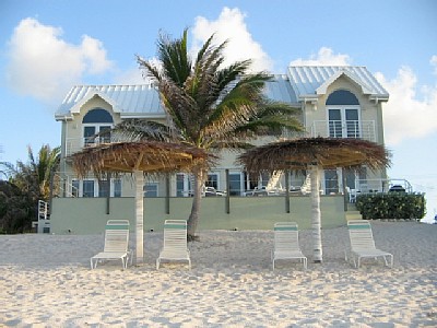 68_grand-cayman-island-beach-plum-villa-view-from-beach