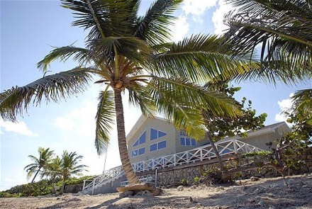 Grand Cayman beachfront vacation rental in the Caribbean
