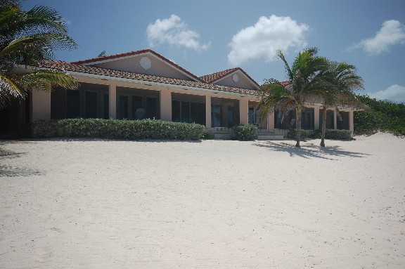 76_grand-cayman-island-twin-palms-screened-porch
