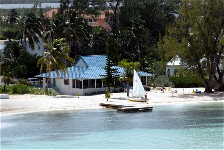 80_grand-cayman-islands-seaside-sands-luxury-beachfront-villa