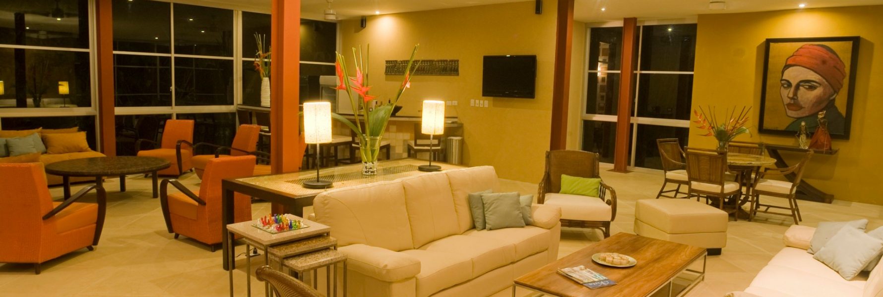 The open concept main area features lots of seating, extra dining, and a fully-equipped bar. This property has a huge spaces for entertaining during your Costa Rican vacation. 