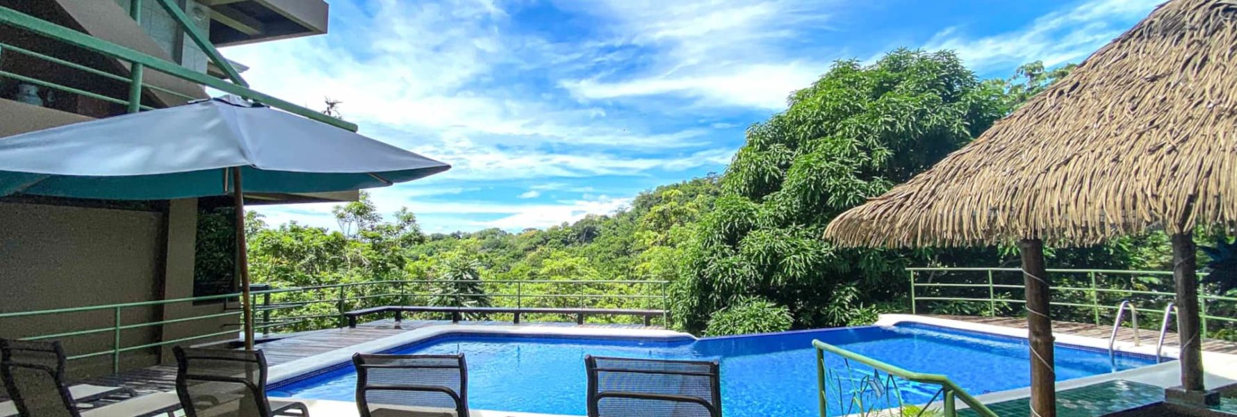 This home offers you a great view out over the vast area of Manuel Antonio.